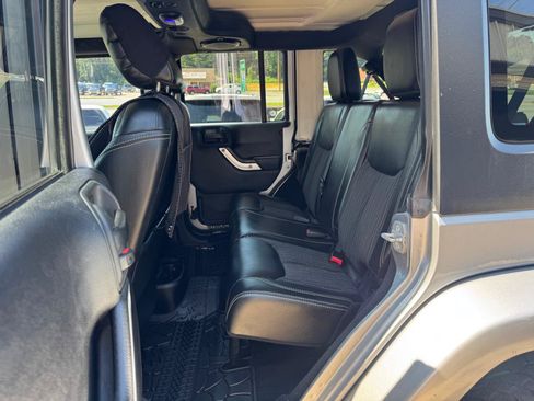 Used 2014 Jeep Wrangler Unlimited Sport AWD/4WD image 12