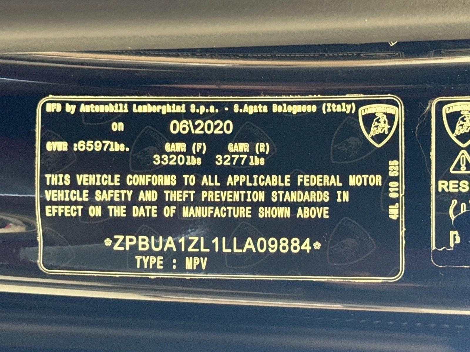Used 2020 Lamborghini Urus AWD/4WD image 32