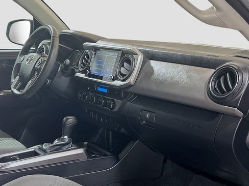 Used 2023 Toyota Tacoma SR5 w/ Technology Package AWD/4WD image 24
