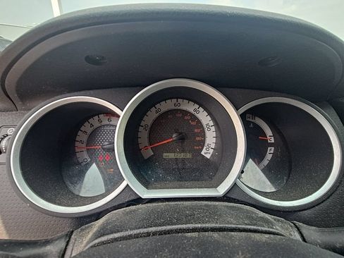 Used 2015 Toyota Tacoma PreRunner w/ Convenience Package RWD image 15