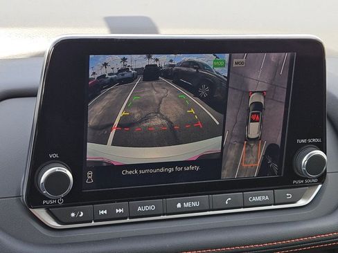 Used 2025 Nissan Rogue SV w/ Rock Creek Premium Package image 15