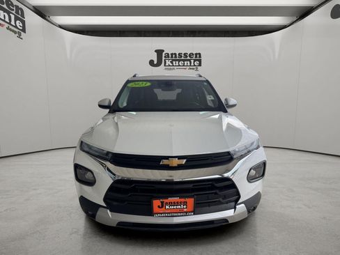 Used 2023 Chevrolet TrailBlazer LT w/ Convenience Package AWD/4WD image 4