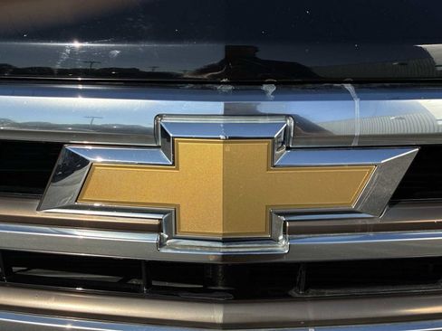 Certified 2022 Chevrolet Silverado 1500 High Country w/ High Country Premium Package image 31