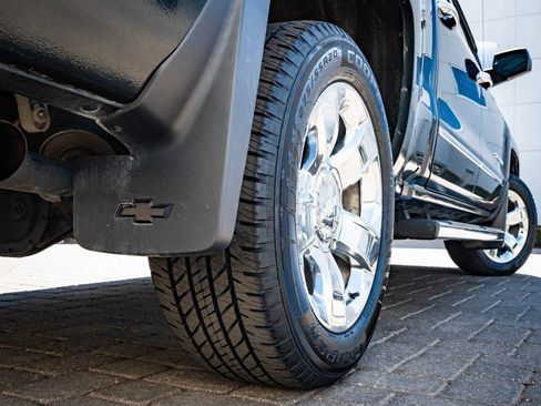 Used 2018 Chevrolet Silverado 1500 LTZ Z71 w/ LTZ Plus Package image 40