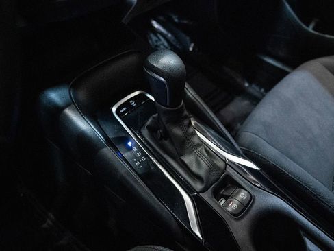 Used 2022 Toyota Corolla SE image 25