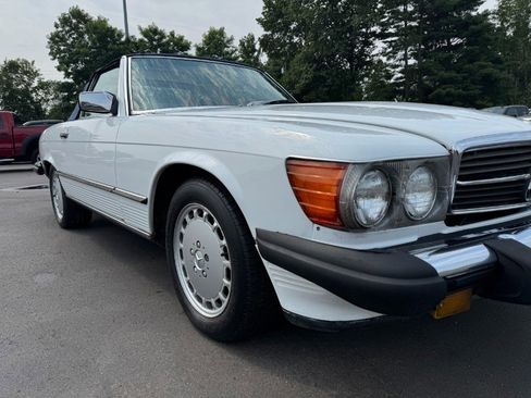 Used 1989 Mercedes-Benz 560 SL image 12