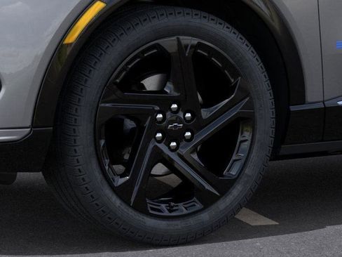 New 2026 Chevrolet Equinox EV RS image 18