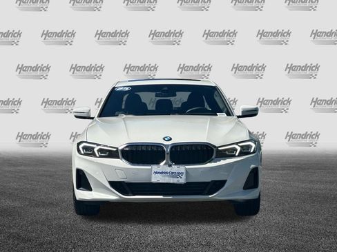 Used 2025 BMW 330i Sedan w/ Premium Package RWD image 10