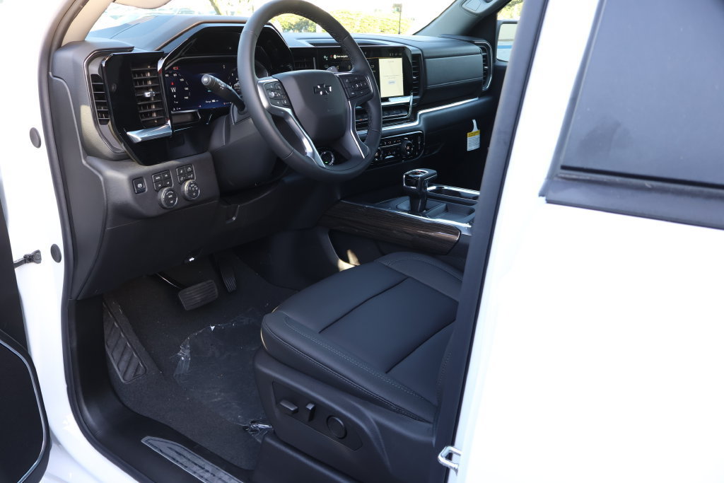 New 2026 Chevrolet Silverado 1500 RST w/ RST All Star Premium Package AWD/4WD image 12