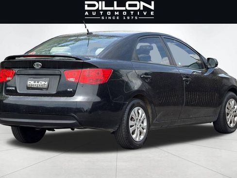 Used 2011 Kia Forte EX FWD image 4