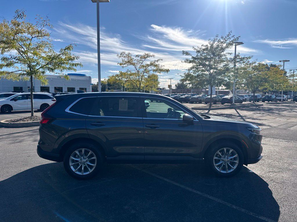 Used 2024 Honda CR-V EX-L image 3