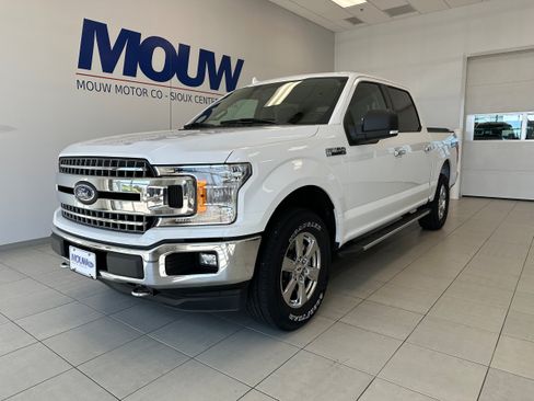 Used 2018 Ford F150 XLT w/ Equipment Group 302A Luxury AWD/4WD image 2