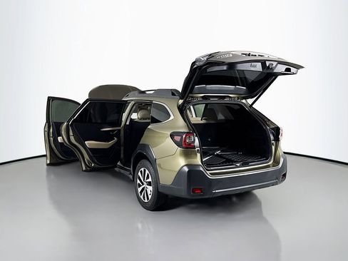 Used 2024 Subaru Outback Premium image 23
