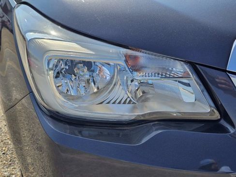 Used 2018 Subaru Forester 2.5i Premium AWD/4WD image 4