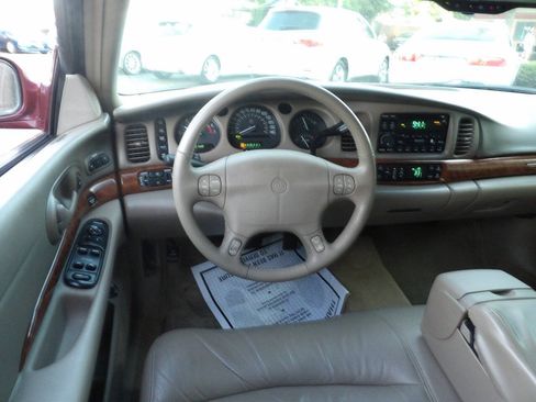 Used 2001 Buick Le Sabre Limited w/ Gran Touring Pkg FWD image 5