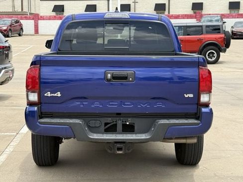 Used 2023 Toyota Tacoma SR5 w/ Technology Package AWD/4WD image 5