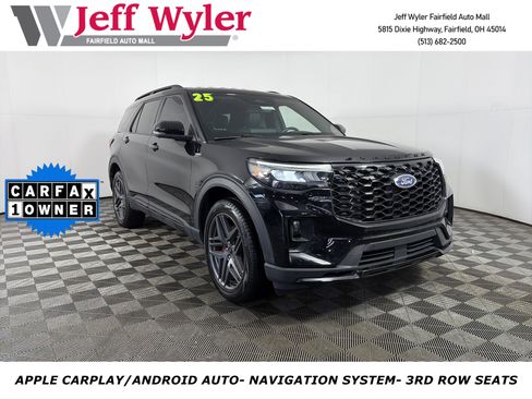 Used 2025 Ford Explorer ST-Line w/ ST-Line Street Pack image 1
