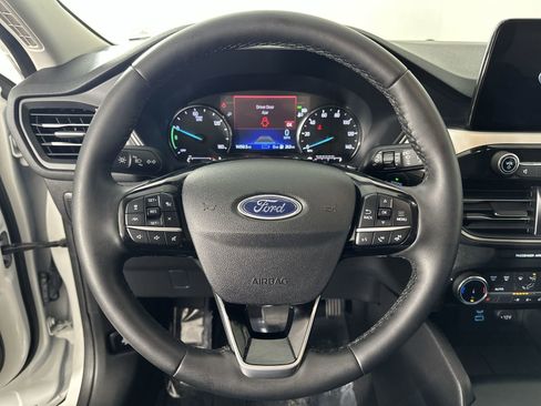 Used 2022 Ford Escape SEL image 14