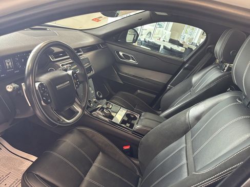Used 2018 Land Rover Range Rover Velar R-Dynamic SE AWD/4WD image 11