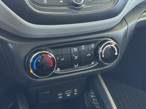 Certified 2021 Chevrolet TrailBlazer LT FWD image 28