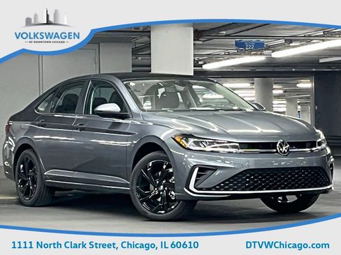 New 2026 Volkswagen Jetta SE image 2