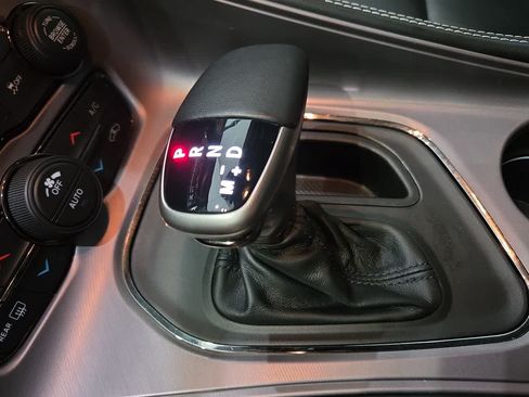 Used 2023 Dodge Challenger SRT Hellcat w/ Driver Convenience Group RWD image 21