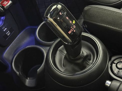 Used 2022 MINI Cooper S image 38