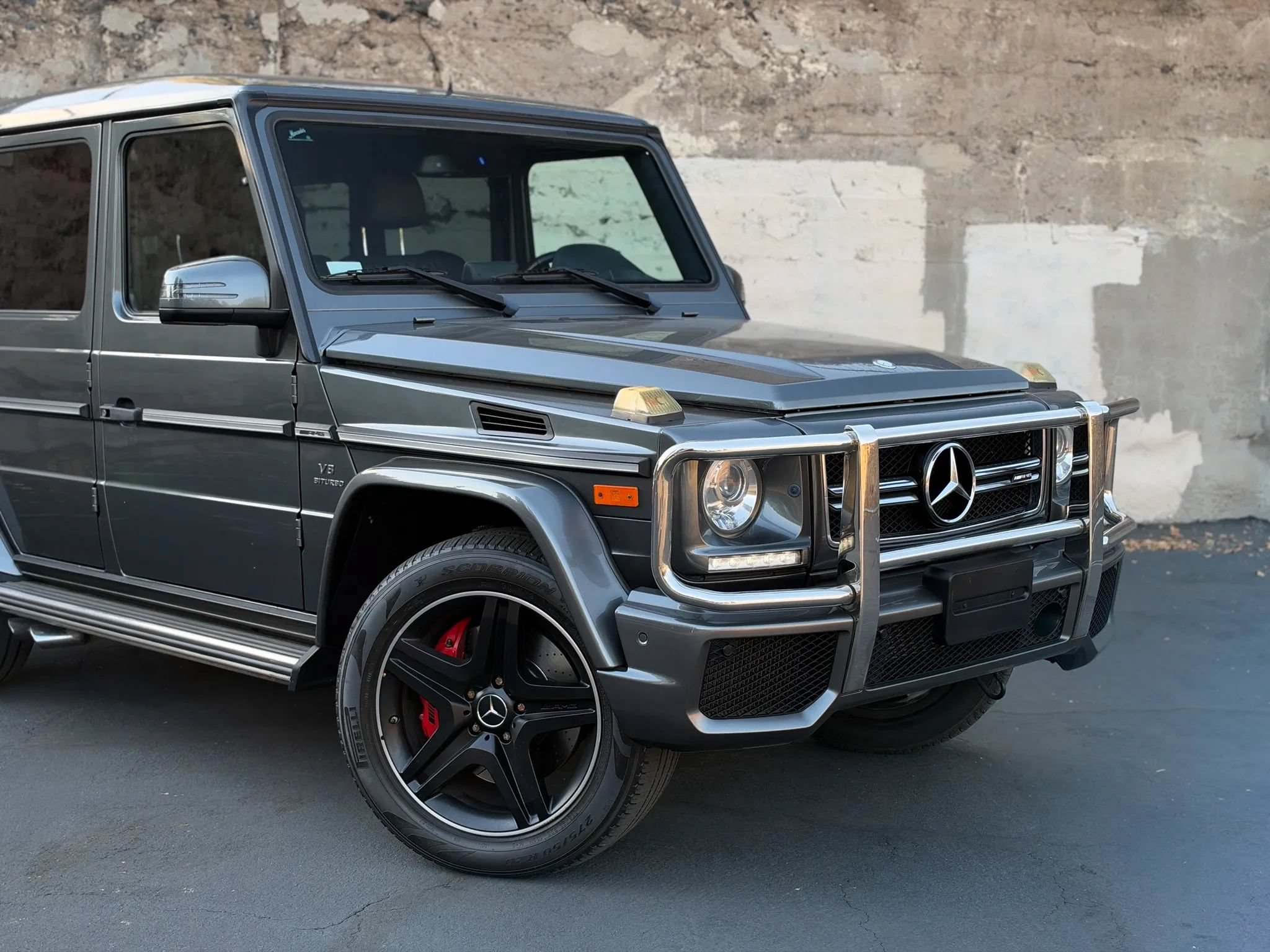 Used 2015 Mercedes-Benz G 63 AMG 4MATIC image 2