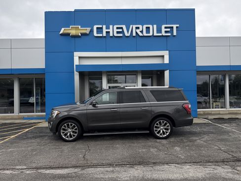 Used 2019 Ford Expedition Max Limited w/ Equipment Group 302A AWD/4WD image 2