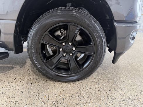 Used 2024 RAM 1500 Big Horn AWD/4WD image 29