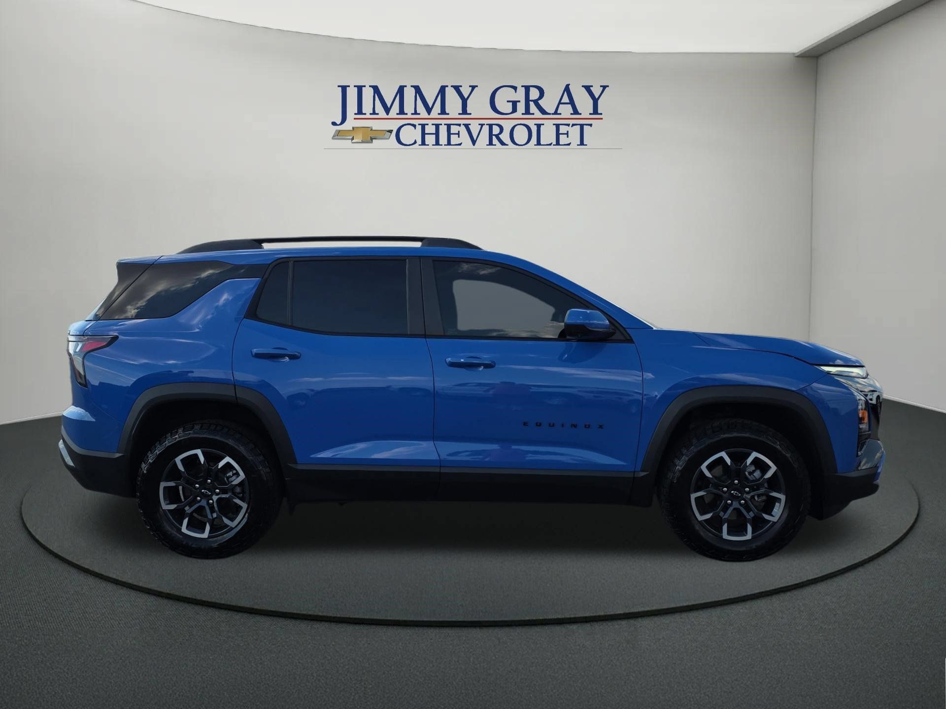 Used 2025 Chevrolet Equinox ACTIV w/ Safety and Technology Package AWD/4WD image 6