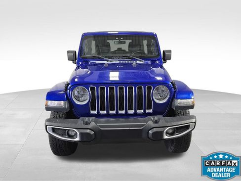 Used 2019 Jeep Wrangler Unlimited Sahara w/ Uconnect 4C Nav & Sound Group AWD/4WD image 2