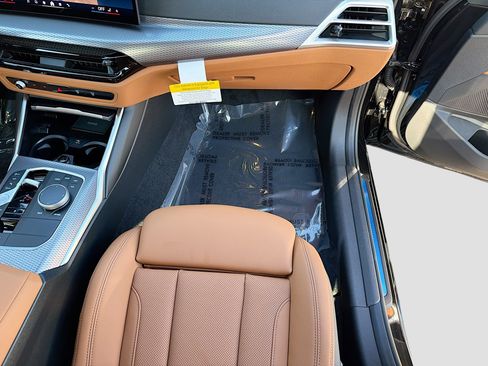 New 2026 BMW 330i Sedan w/ Convenience Package image 18