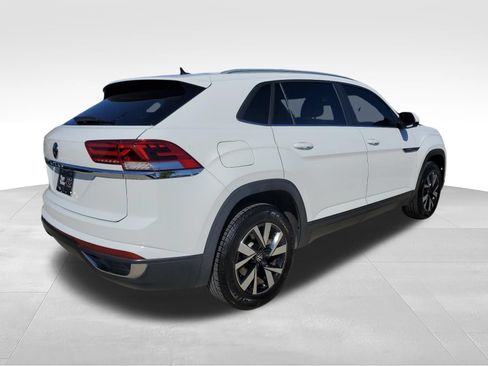 Used 2020 Volkswagen Atlas Cross Sport SE FWD image 5