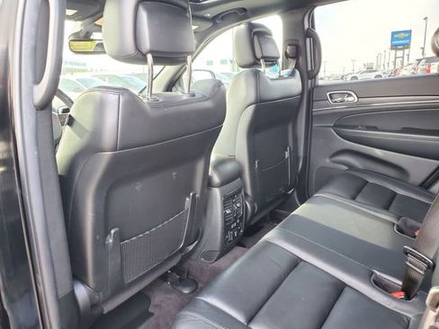 Used 2018 Jeep Grand Cherokee Limited AWD/4WD image 14