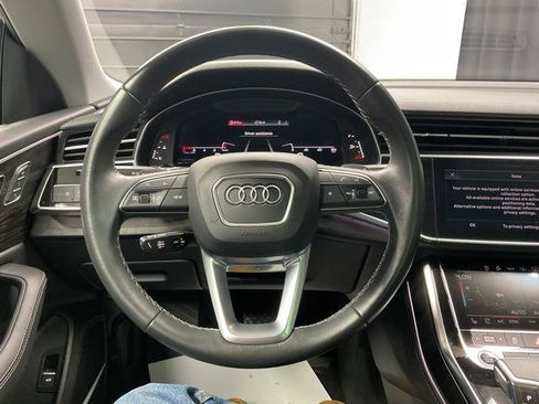 Used 2023 Audi Q8 Premium Plus AWD/4WD image 16