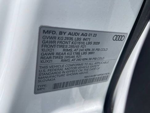 Used 2023 Audi Q8 Premium AWD/4WD image 8