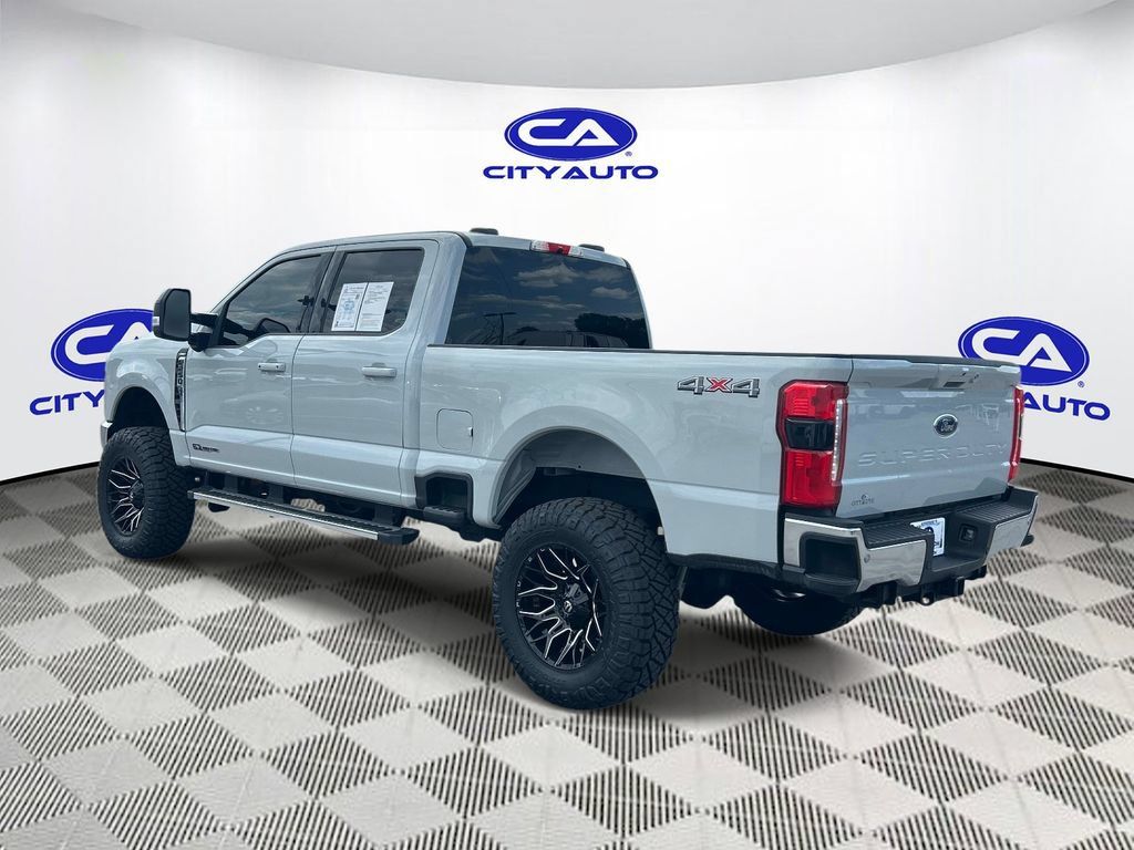 Used 2025 Ford F250 Lariat AWD/4WD image 5