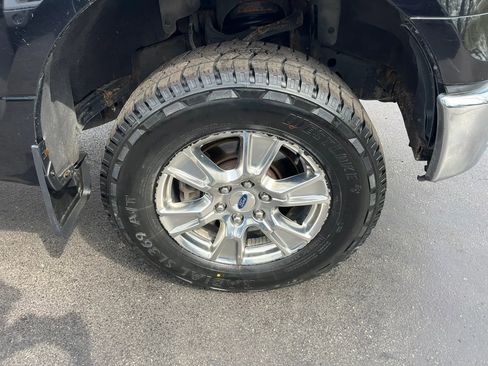 Used 2017 Ford F150 XLT w/ XTR Package image 14