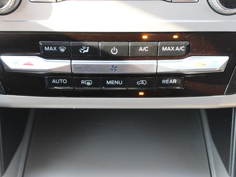 Used 2023 Ford Explorer 4WD image 33