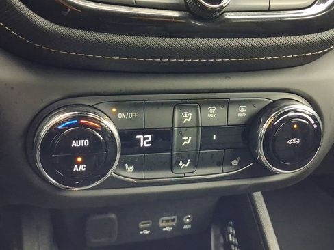 Used 2023 Chevrolet TrailBlazer ACTIV w/ Convenience Package AWD/4WD image 17