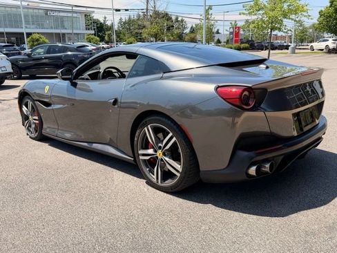 Used 2020 Ferrari Portofino RWD image 10