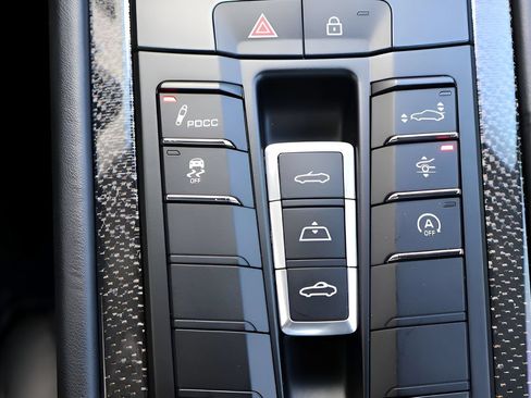 Used 2019 Porsche 911 Turbo S AWD/4WD image 29