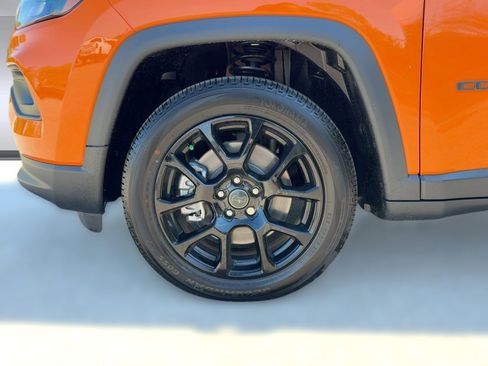 New 2026 Jeep Compass Latitude image 11