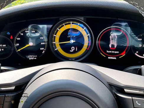 Used 2022 Porsche 911 GT3 RWD image 18