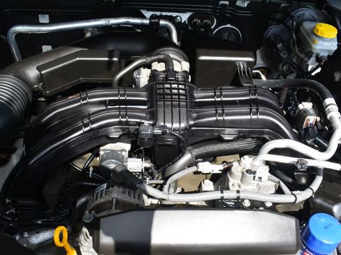 Used 2023 Subaru Outback Premium AWD/4WD image 24
