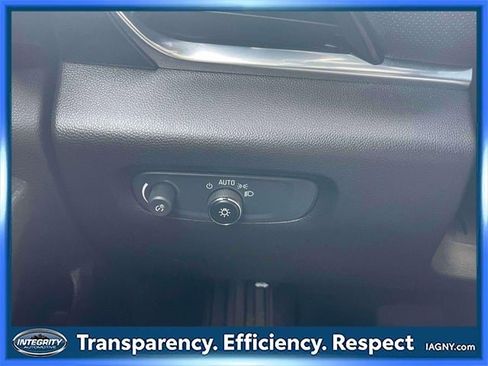 Used 2023 Chevrolet Traverse RS image 22