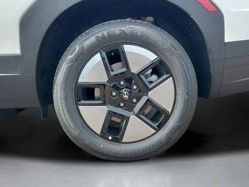 New 2026 Hyundai Santa Fe SE image 33