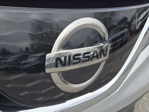 Used 2019 Nissan Rogue Sport SV w/ Technology Package image 4