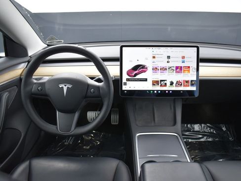 Used 2021 Tesla Model 3 Performance image 14